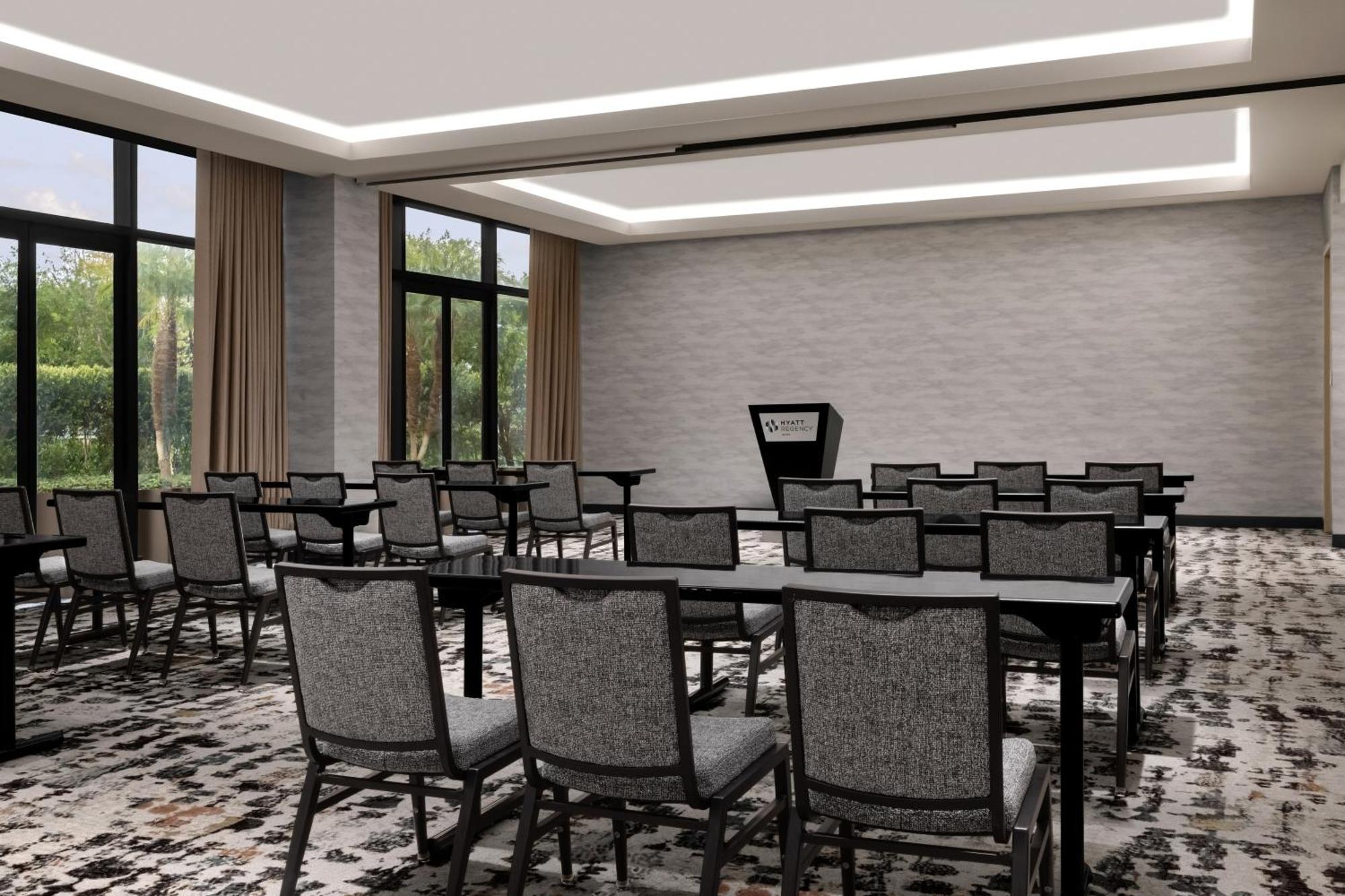 Hyatt Regency 4*