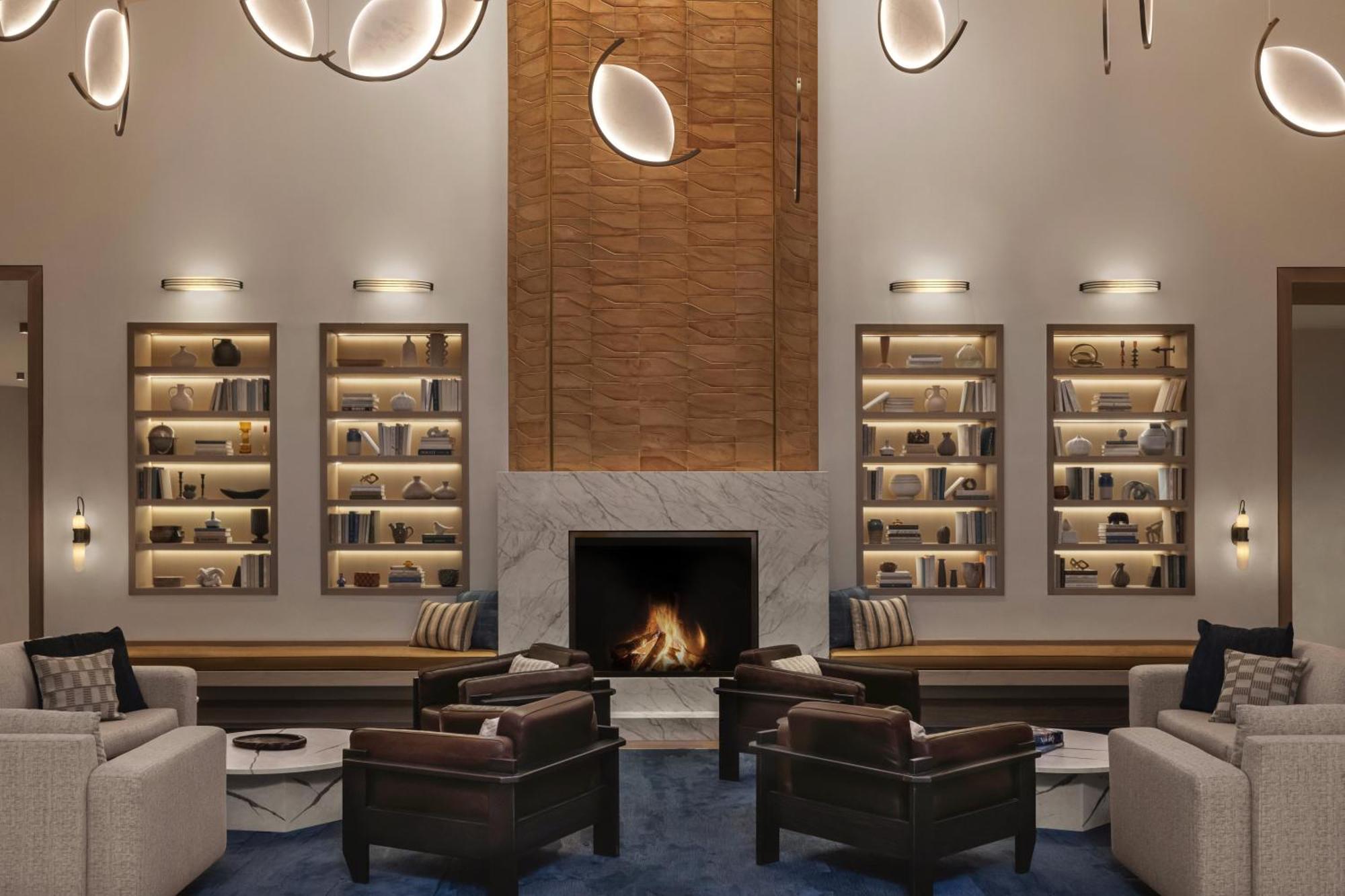 Hyatt Regency Hotel 4*